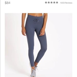 Vuori Leggings - size medium